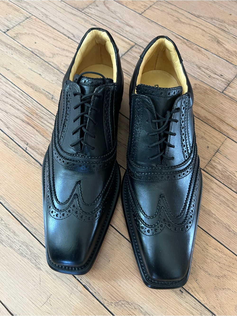 Classic Men’s Black Leather Wingtip Dress Shoes